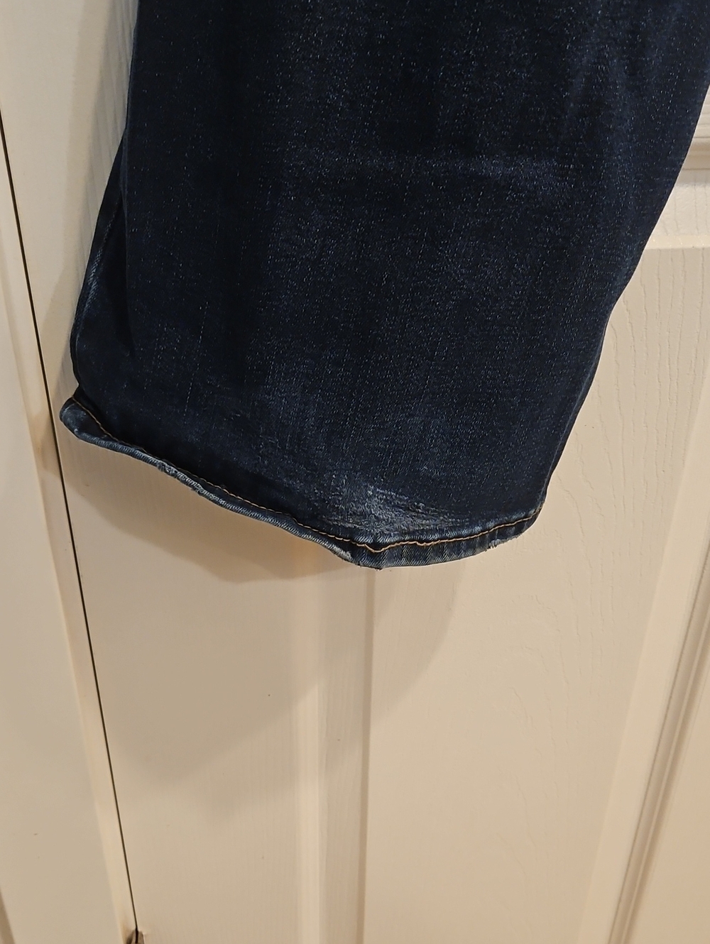 Silver Jeans Dark Blue Boot Cut Jeans with Contrast Stitching - Picture 4 of 9